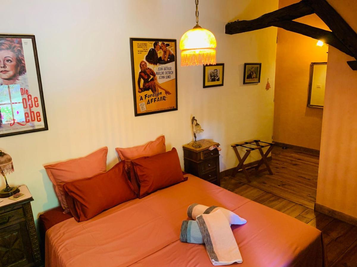 Hotel Ferme De Tayac - Charme Avec Pool Les Eyzies Exteriér fotografie